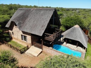 Giraffe Plains Marloth Park 1